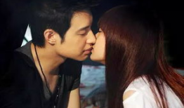 明星吃瓜爆料接吻图片,吃瓜爆料中的接吻瞬间曝光